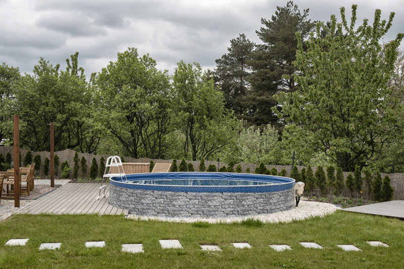 Vyhřívaný bazén chalupy U domkáře ve Vápenné